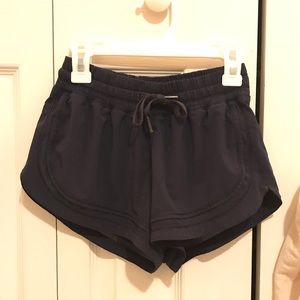 lululemon hotty hot shorts with mesh details